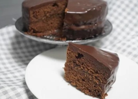 Receita de Bolo de Chocolate de Microondas: Uma Sobremesa Rápida e Deliciosa
