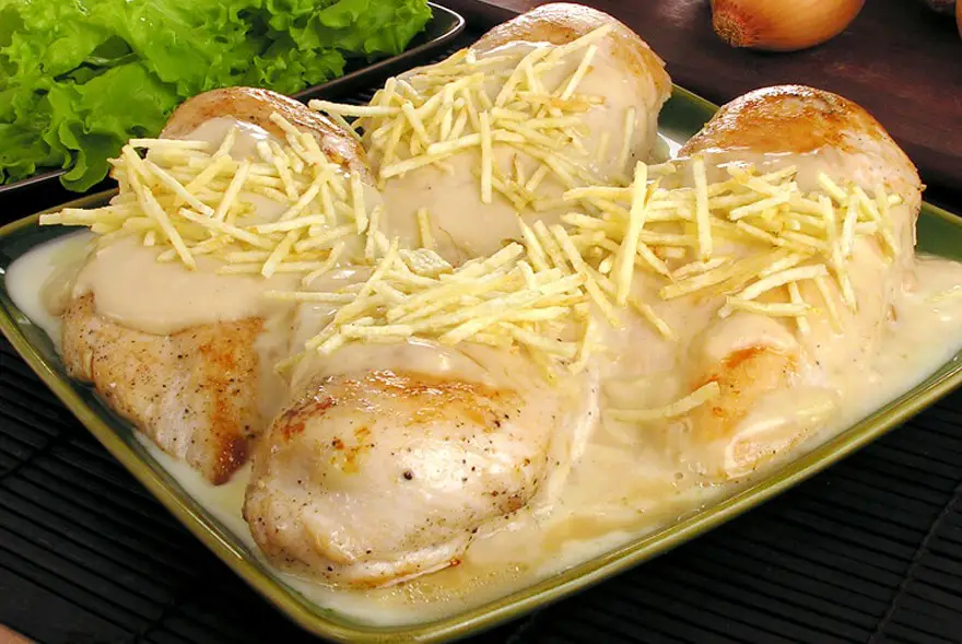 Peito de Frango com Requeijão